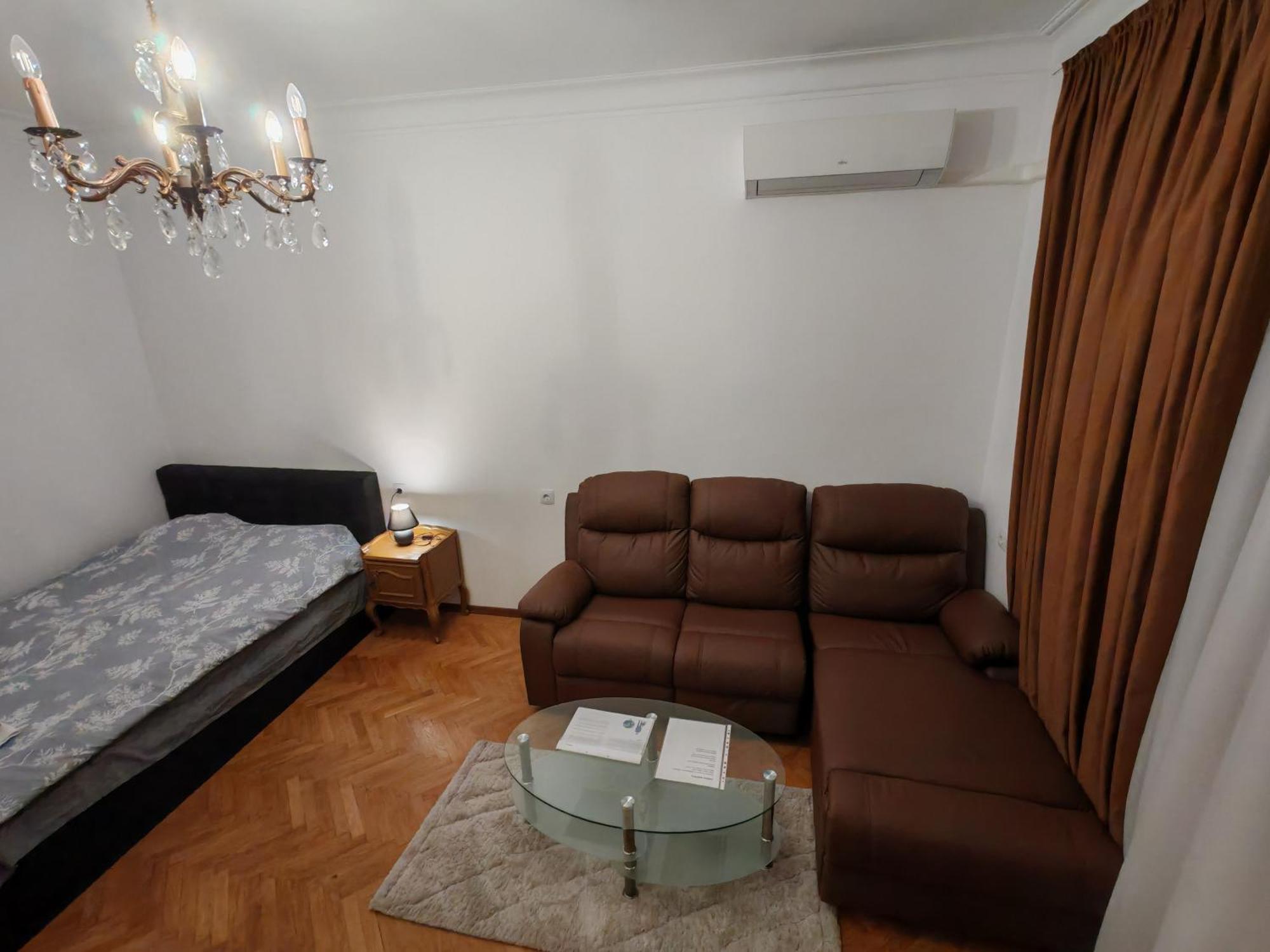 88 Apartament *